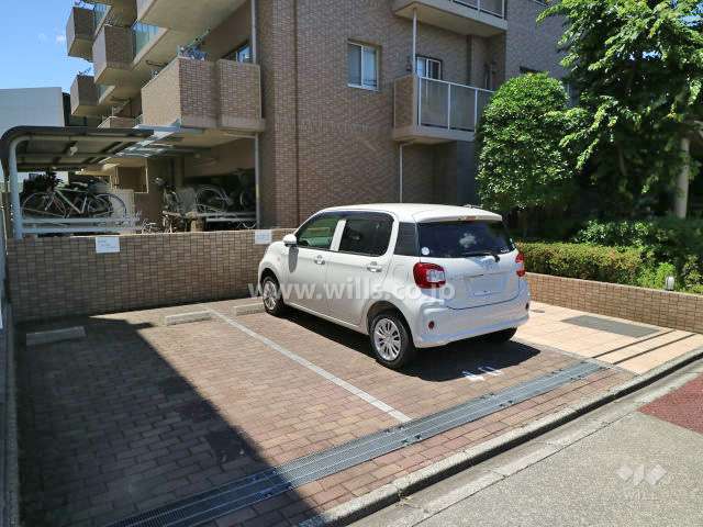 敷地内駐車場(屋外平面式)