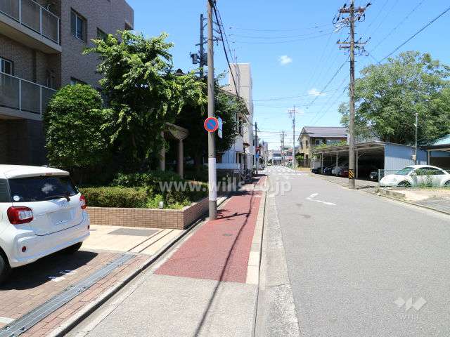 敷地北側前面道路