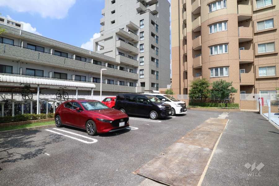 敷地内駐車場（屋外平面式）
