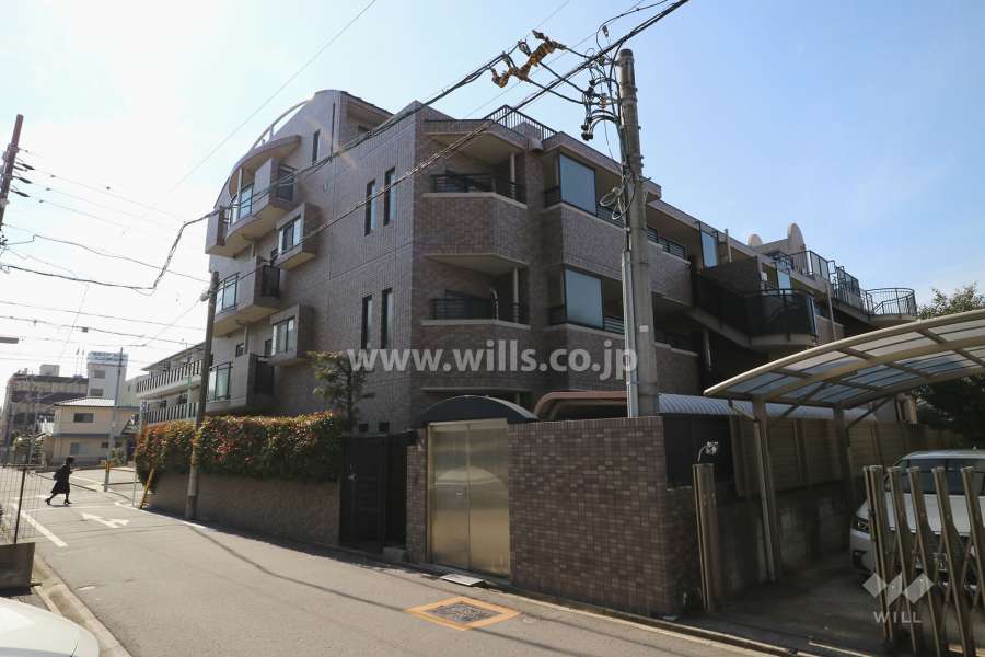 グランステージ春岡の外観（北東側から）