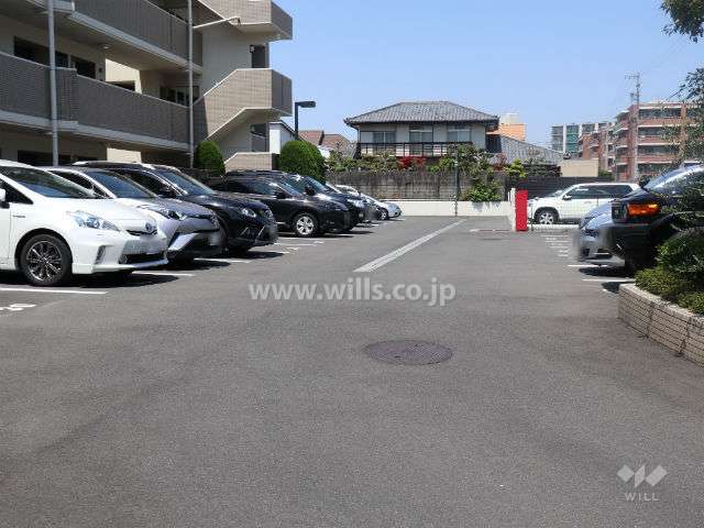 敷地内駐車場(屋外平面式)