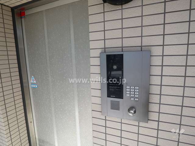 駐輪場入り口