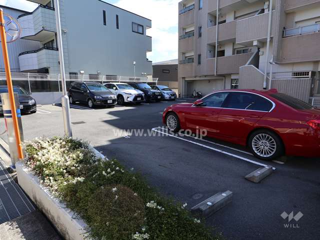 敷地内駐車場（屋外平面式）