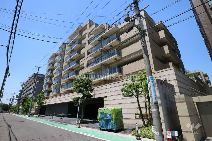 プラウド東山公園の外観(南東側から)