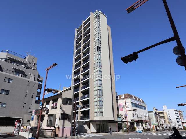 バンベール本山四谷通の外観（東側から）