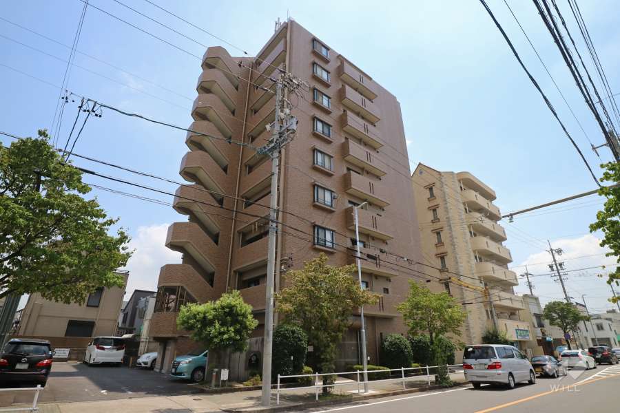 エスポア春岡の外観（北西側から）