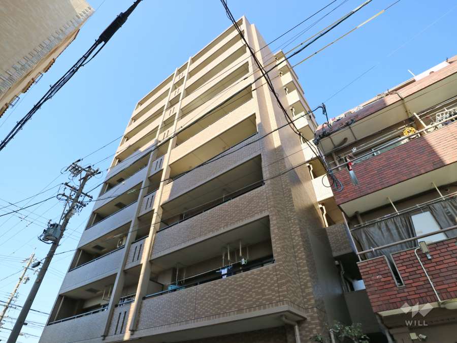 エスポア春岡の外観（南東側から）