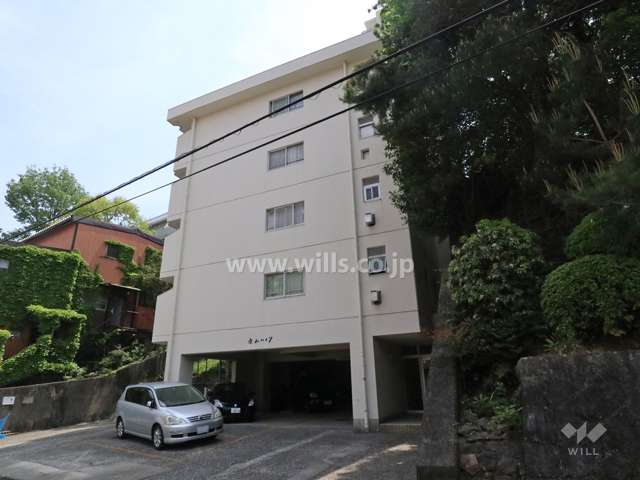 東山ハイツの外観（北西側から）