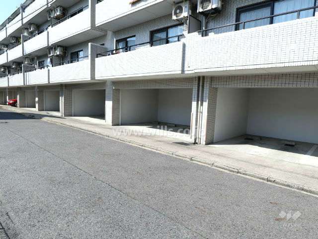 敷地内駐車場(屋内平面式)