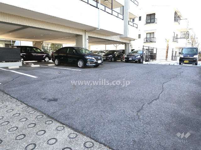 敷地内駐車場(屋外機械式・屋内平面式・屋外平面式)