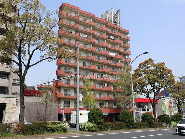 ソミュール桜ヶ丘A棟の外観(南西側から)