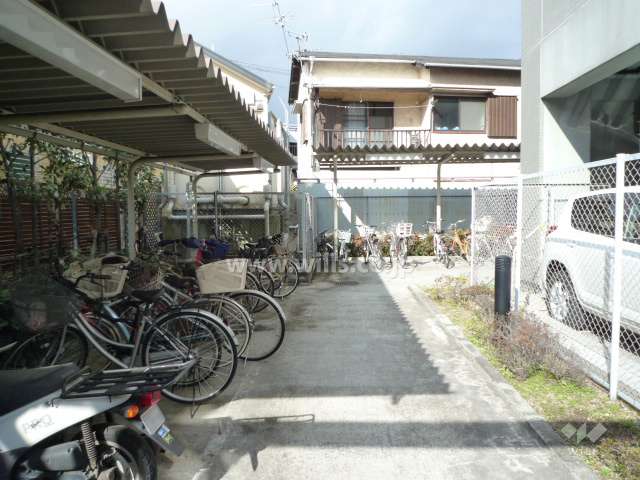 駐輪場、バイク置き場