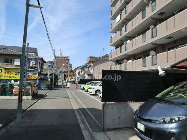 敷地南側前面道路