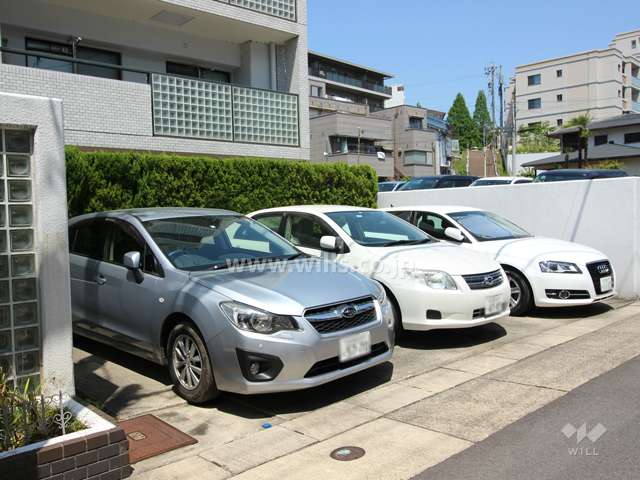 敷地内駐車場（屋外平面式）