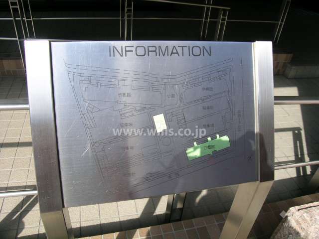 ロイヤルコート豊中の敷地配置図