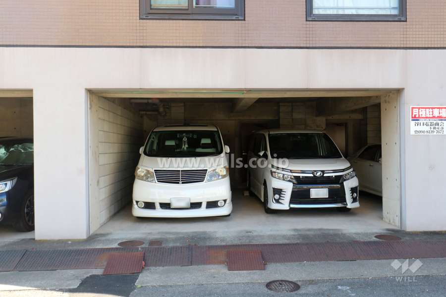 敷地内駐車場（屋内平面式）