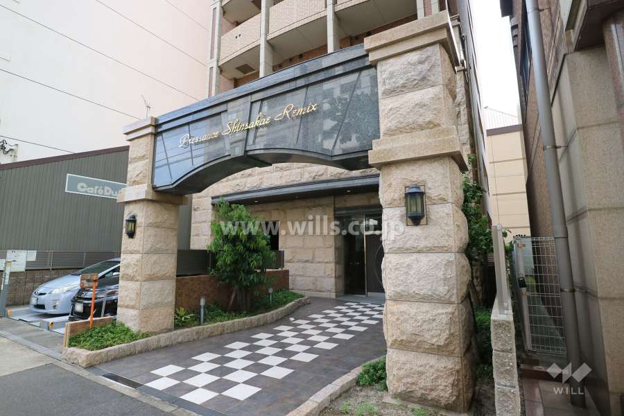 プレサンス新栄リミックスの外観（北東側から）