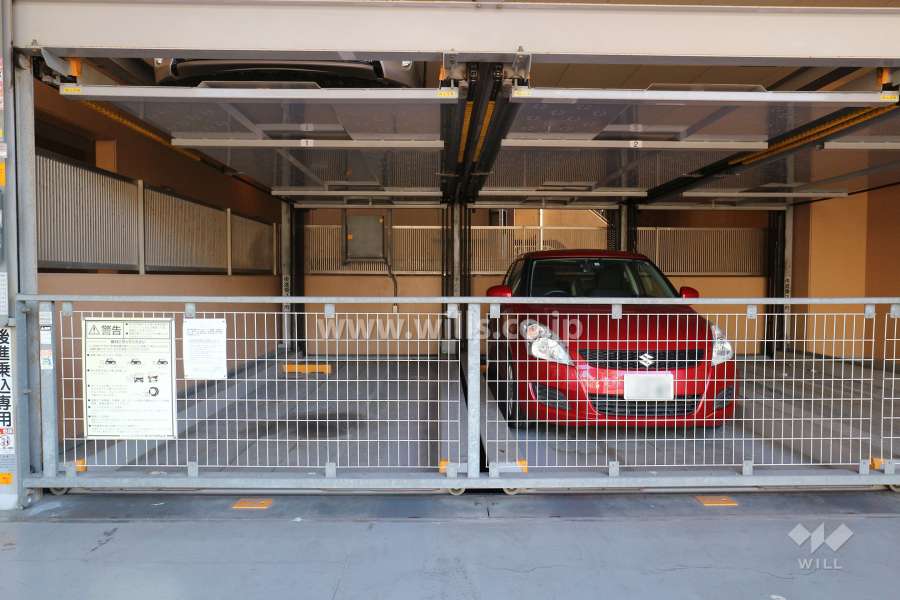 敷地内駐車場（屋内機械式）