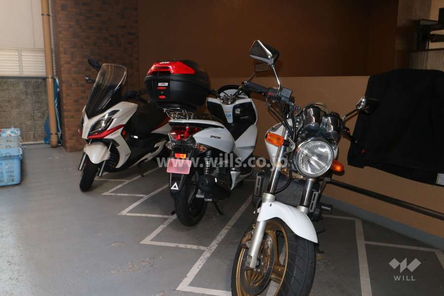 バイク置場