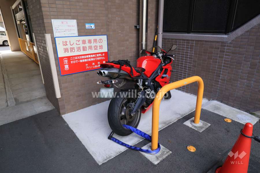バイク置場