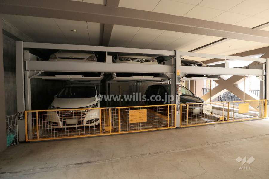 敷地内駐車場（屋内機械式）