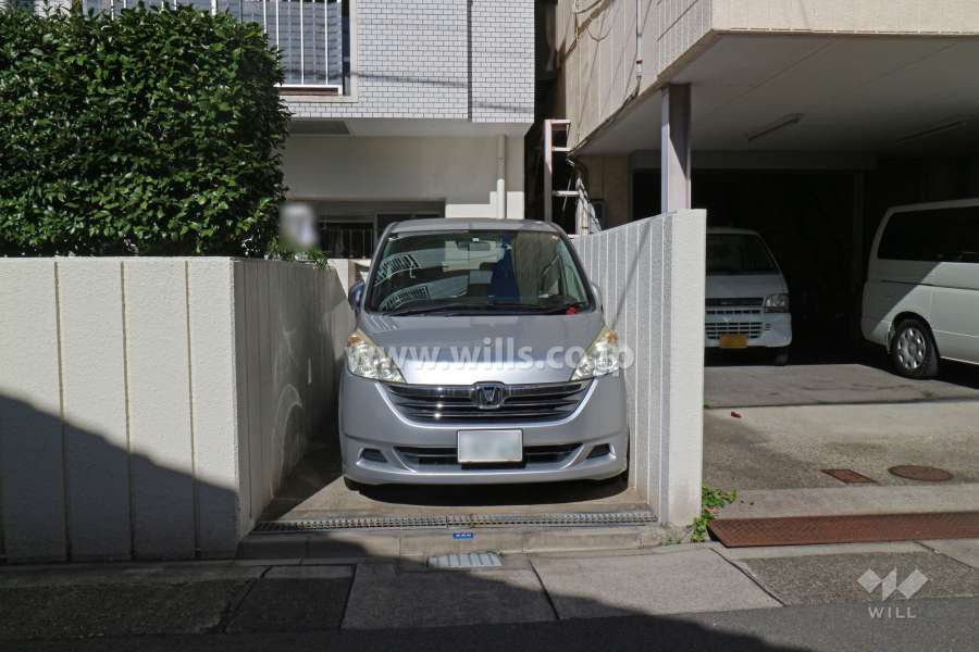 敷地内駐車場（屋外平面式）