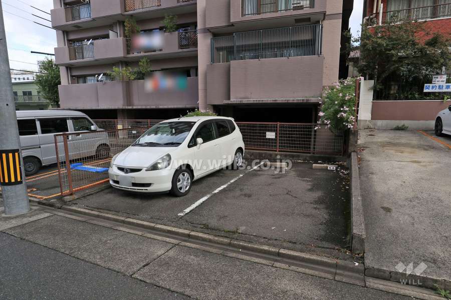 敷地内駐車場（屋外平面式）