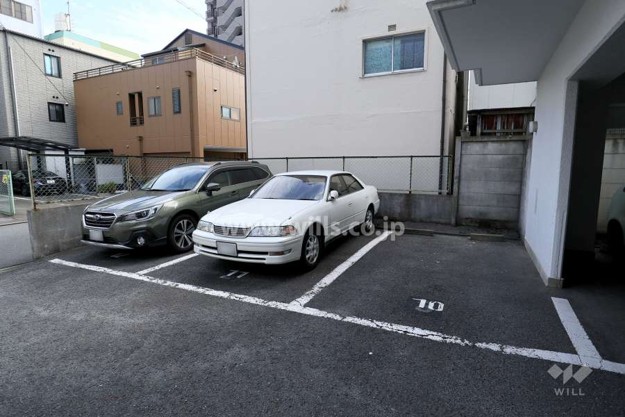 敷地内駐車場（屋外平面式）