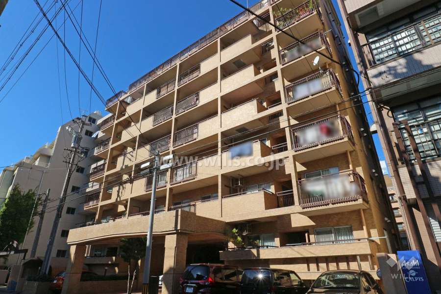 三旺マンション鶴舞の外観（南東側から）