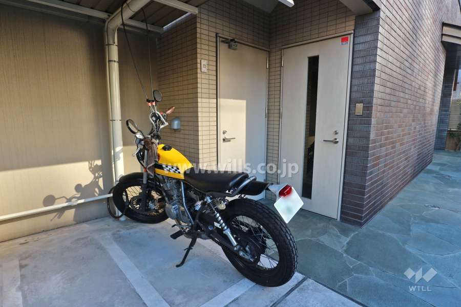 バイク置場