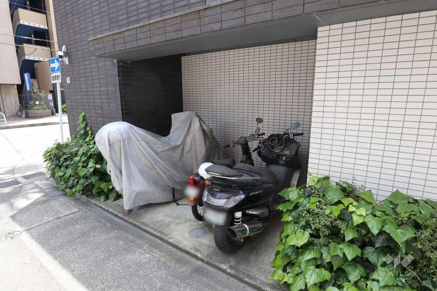 バイク置場