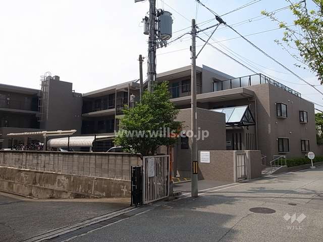 東急ドエル・アルス豊中曽根東町の外観（北東側から）