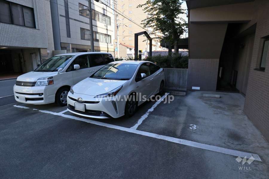 敷地内駐車場（屋外平面式）
