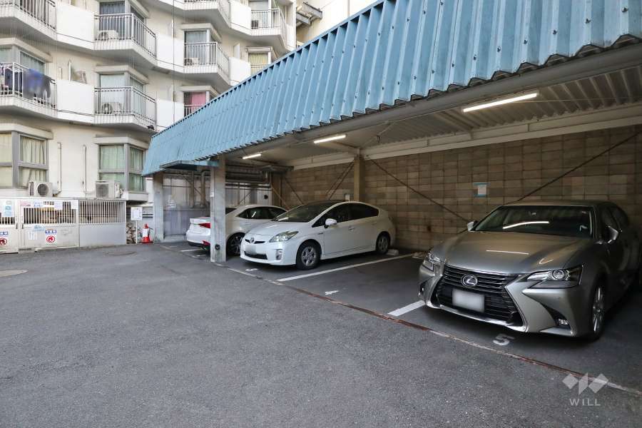敷地内駐車場（屋外平面式）