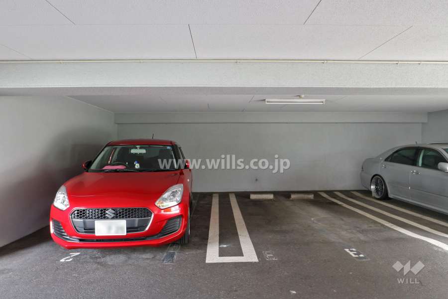 敷地内駐車場（屋内平面式）