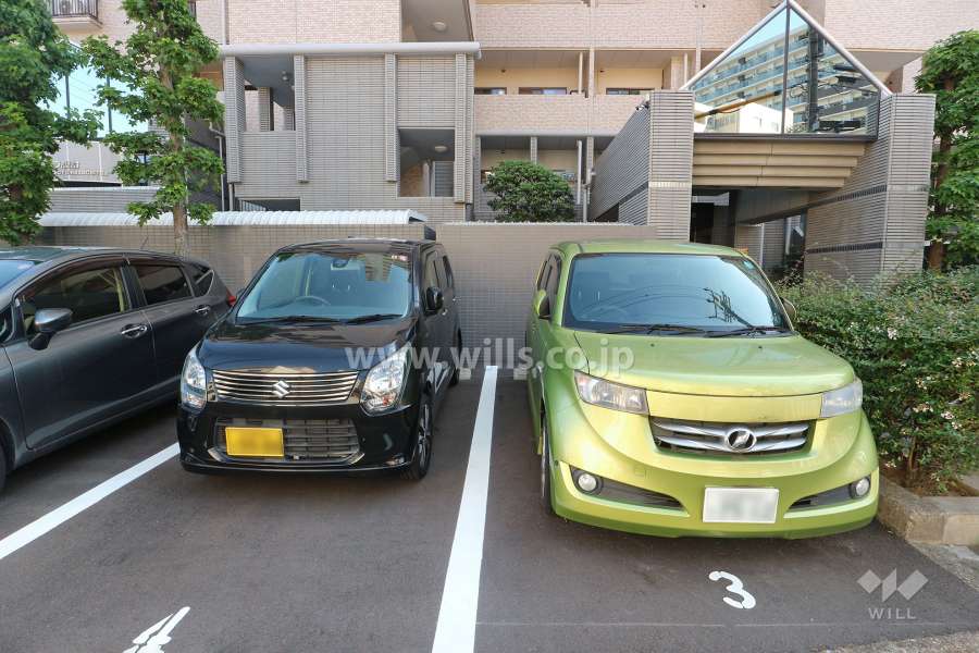 敷地内駐車場（屋外平面式）