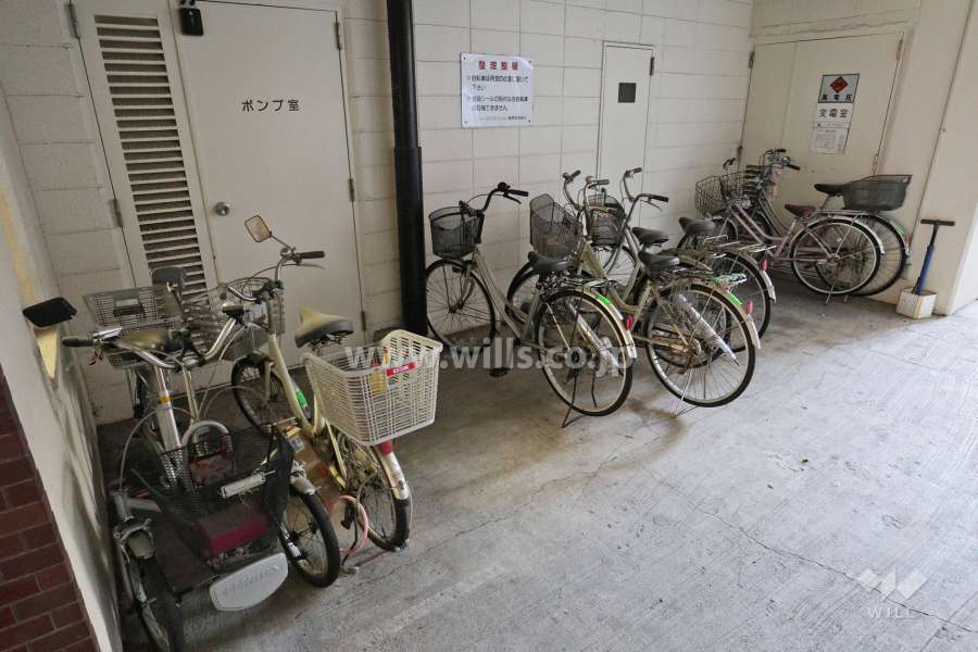 駐輪場