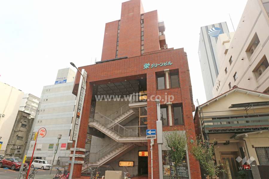 栄グリーンマンションの外観（西側から）