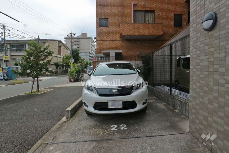 敷地内駐車場（屋外平面式）