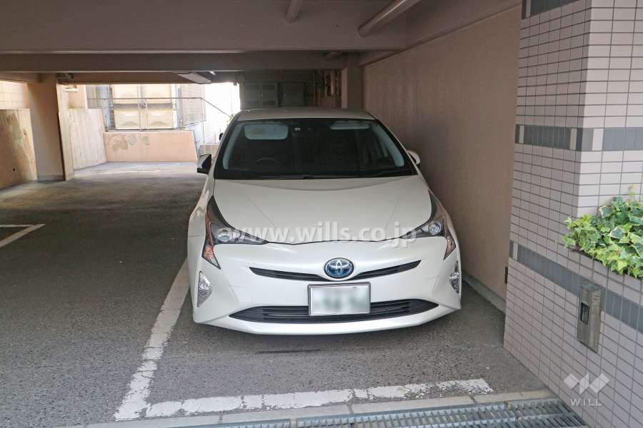 敷地内駐車場（屋内平面式）