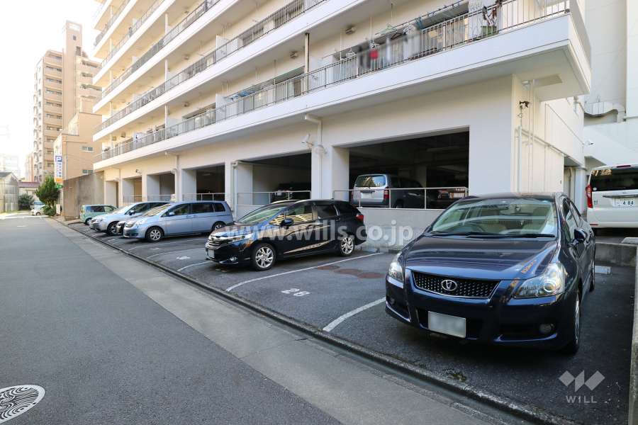 敷地内駐車場（屋内平面式・屋内平面式）