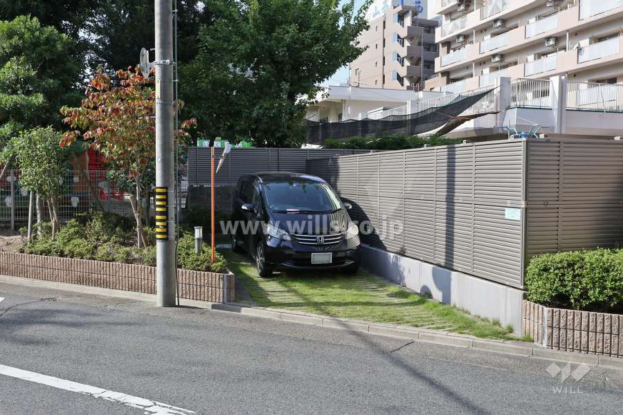 敷地内駐車場（屋外平面式）