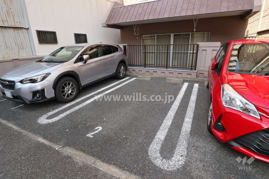敷地内駐車場（屋外平面式）