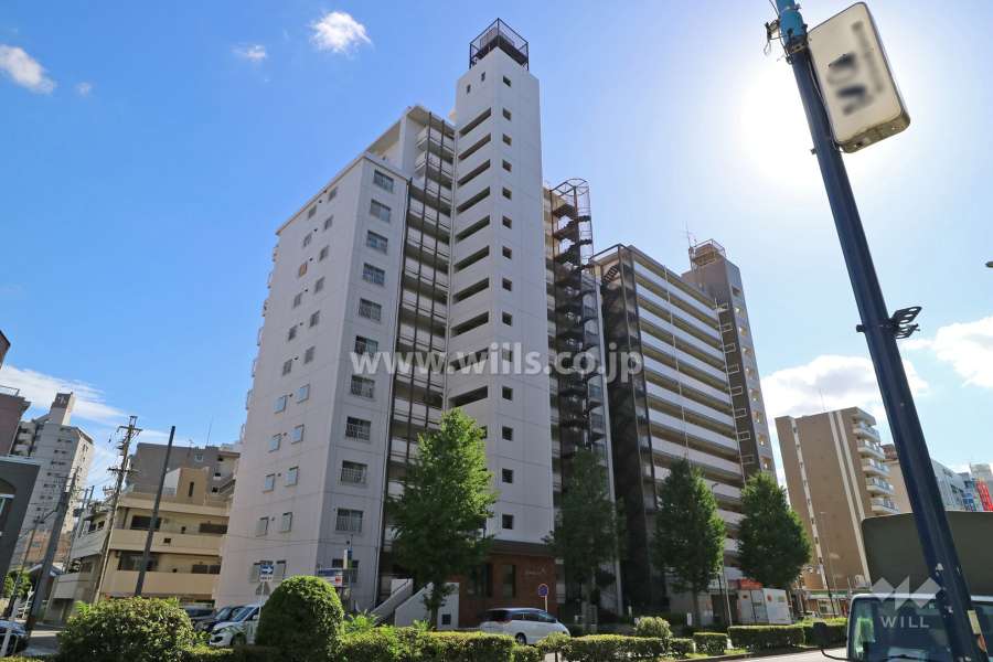 エクセレンス新栄の外観（北東側から）