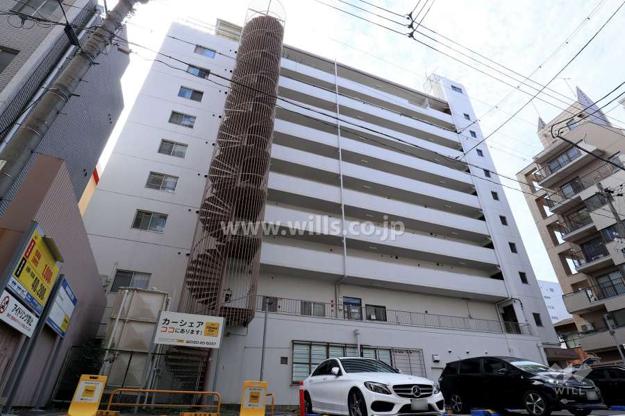 パールマンション金山の外観（北東側から）