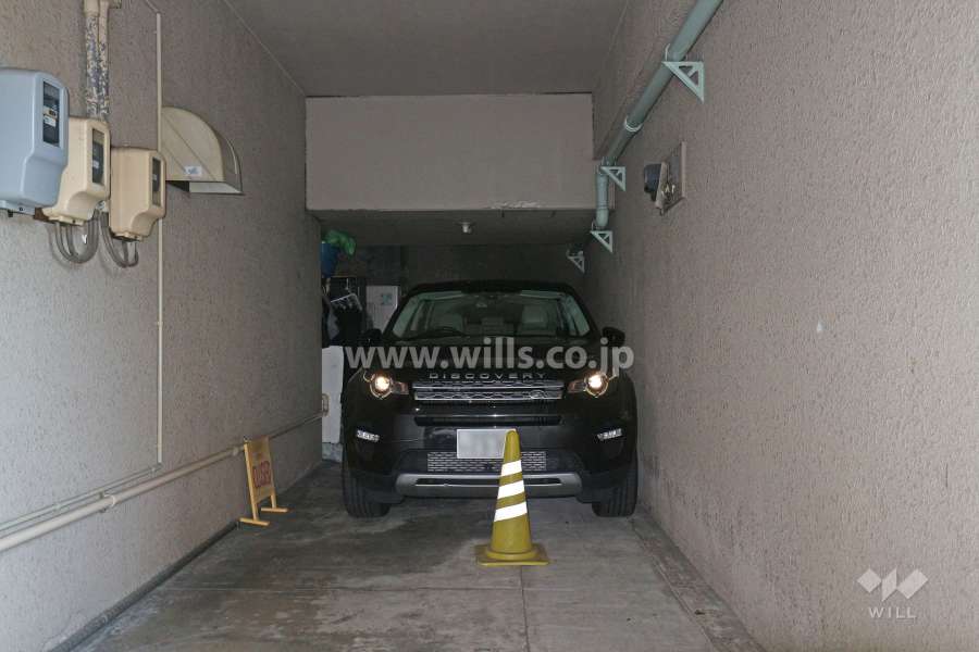 敷地内駐車場（屋内平面式）