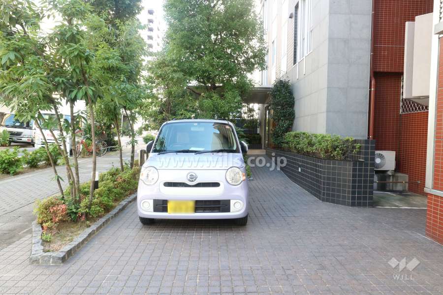 敷地内駐車場（屋外平面式）