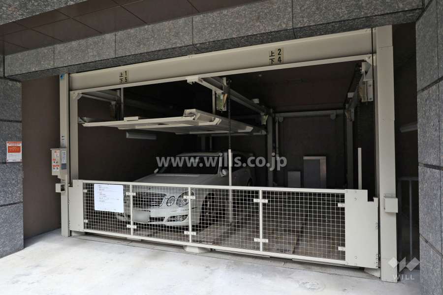 敷地内駐車場（屋内機械式）
