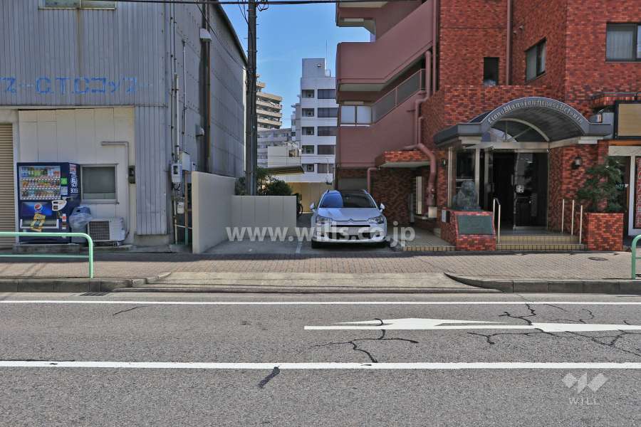 駐車場入り口