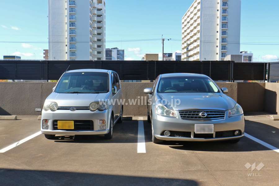 敷地内駐車場（屋外平面式）
